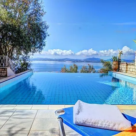 Rolling Stolis Home Katavolos Exterior photo