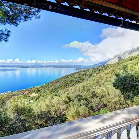 Rolling Stolis Home Katavolos Exterior photo